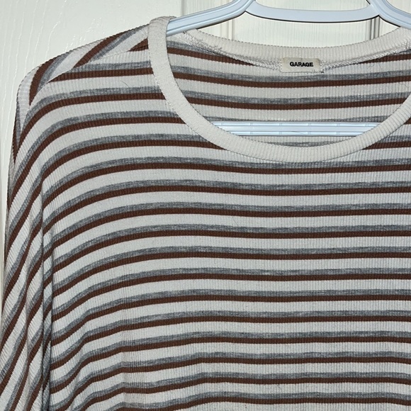 Garage Cropped Long Sleeve - Picture 2 of 2